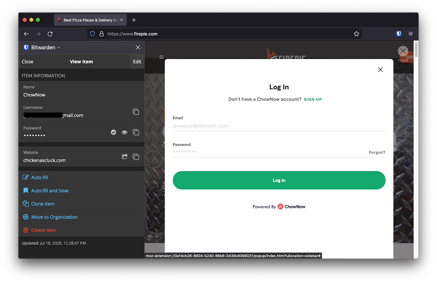 Bitwarden vault sidebar shows chickenascluck.com as website