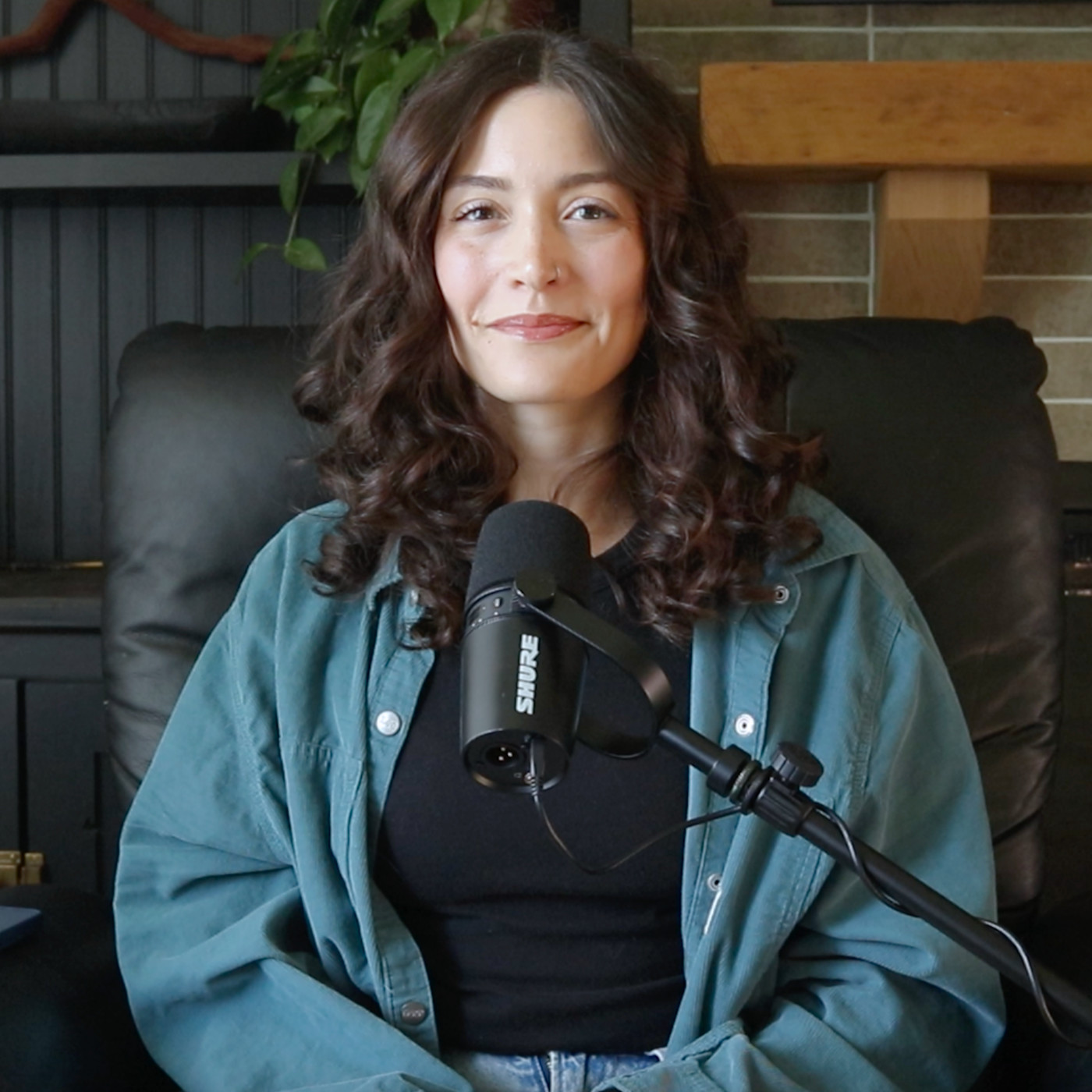 Ashley Embers headshot